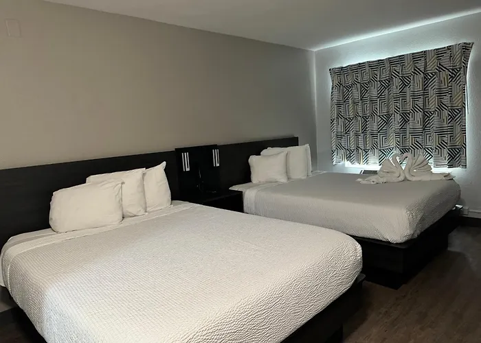 Motel 6 Hollywood
