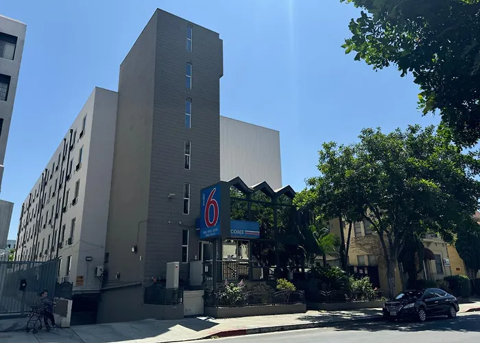 Motel 6 Hollywood